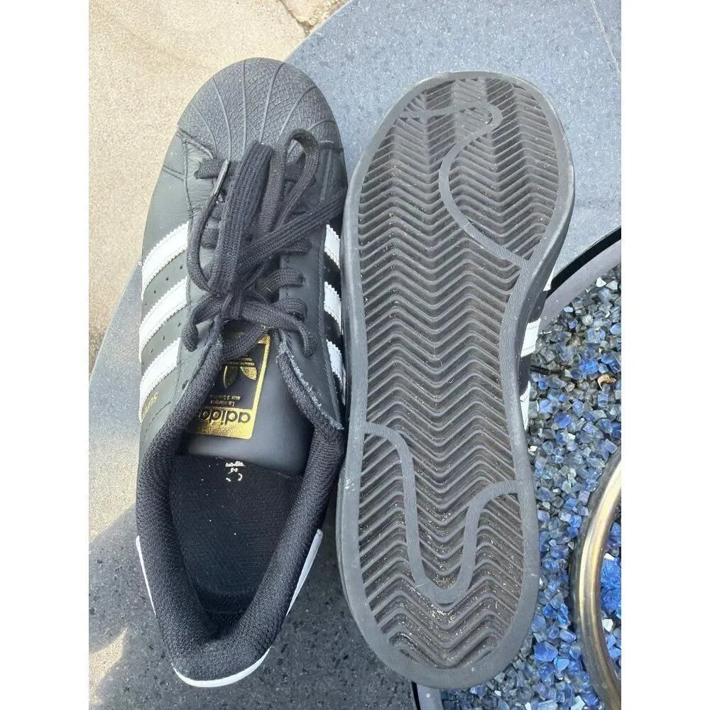 adidas provide same